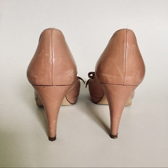 Pura Lopez | Leather Peep Toe Bow Front Heels - Picture 4 of 8
